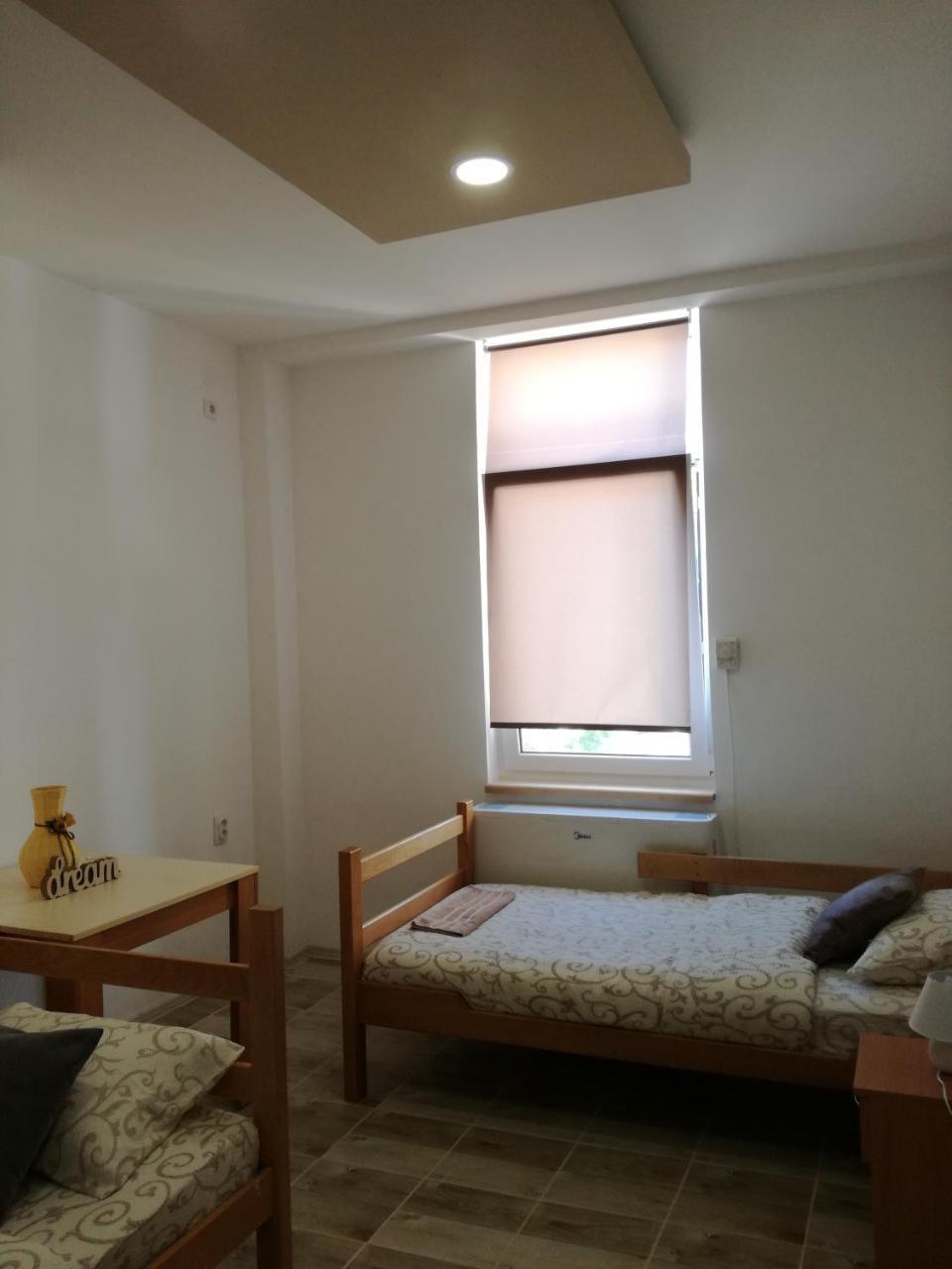 Apartmani Maja ซเรนยานิน ภายนอก รูปภาพ