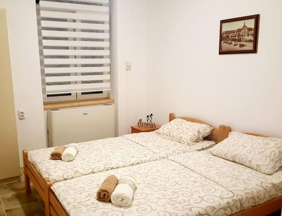 Apartmani Maja ซเรนยานิน ภายนอก รูปภาพ